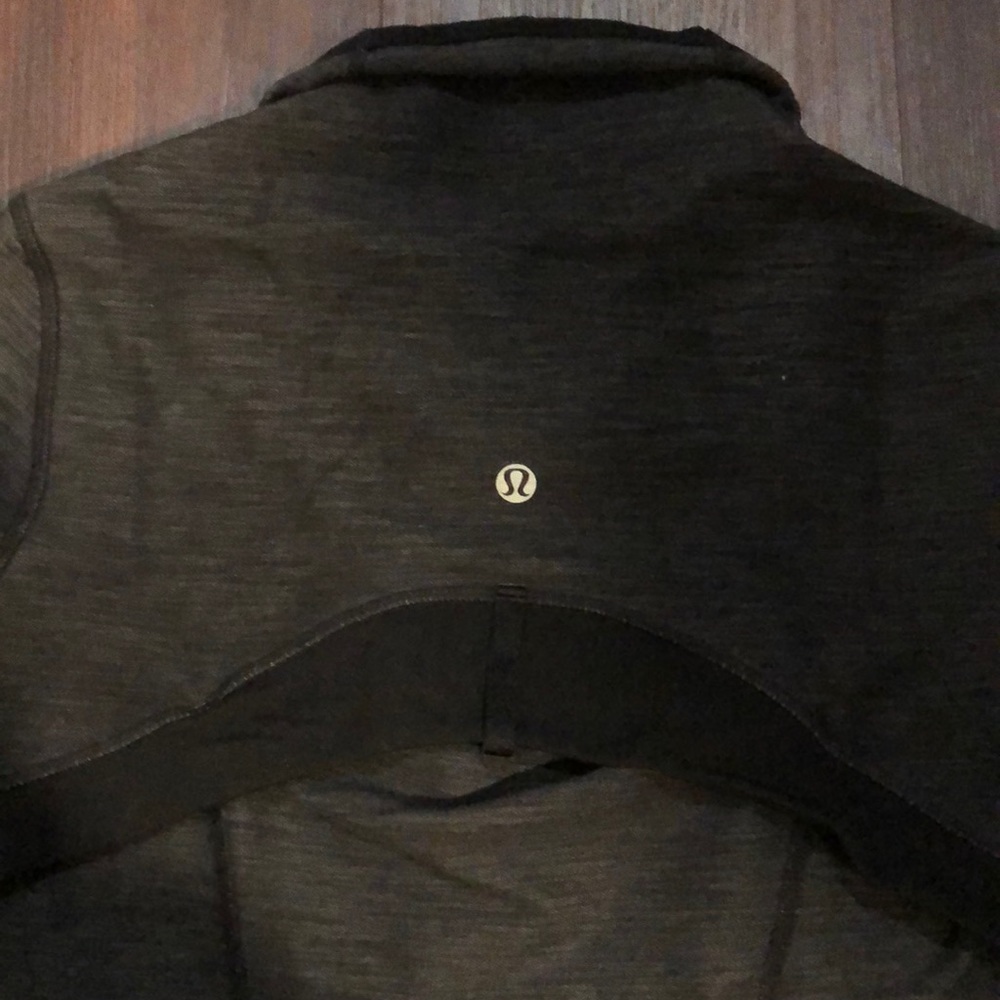 Lululemon jacket - Picture 5 of 5